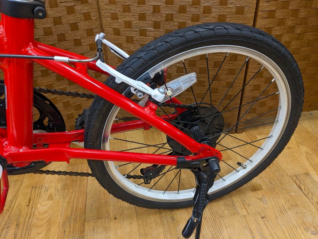 U013 折り畳み自転車　Ferrari　20インチ 7段変速　ミニベロ