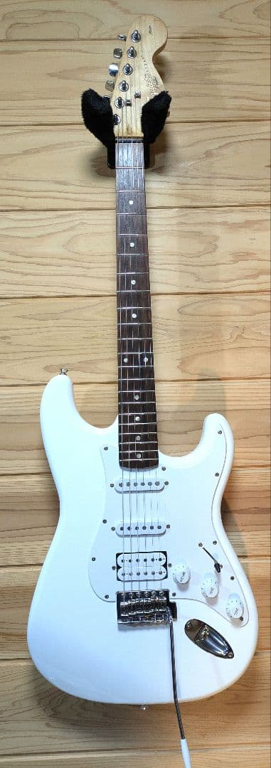 Squier ストラトキャスター SSH Affinity