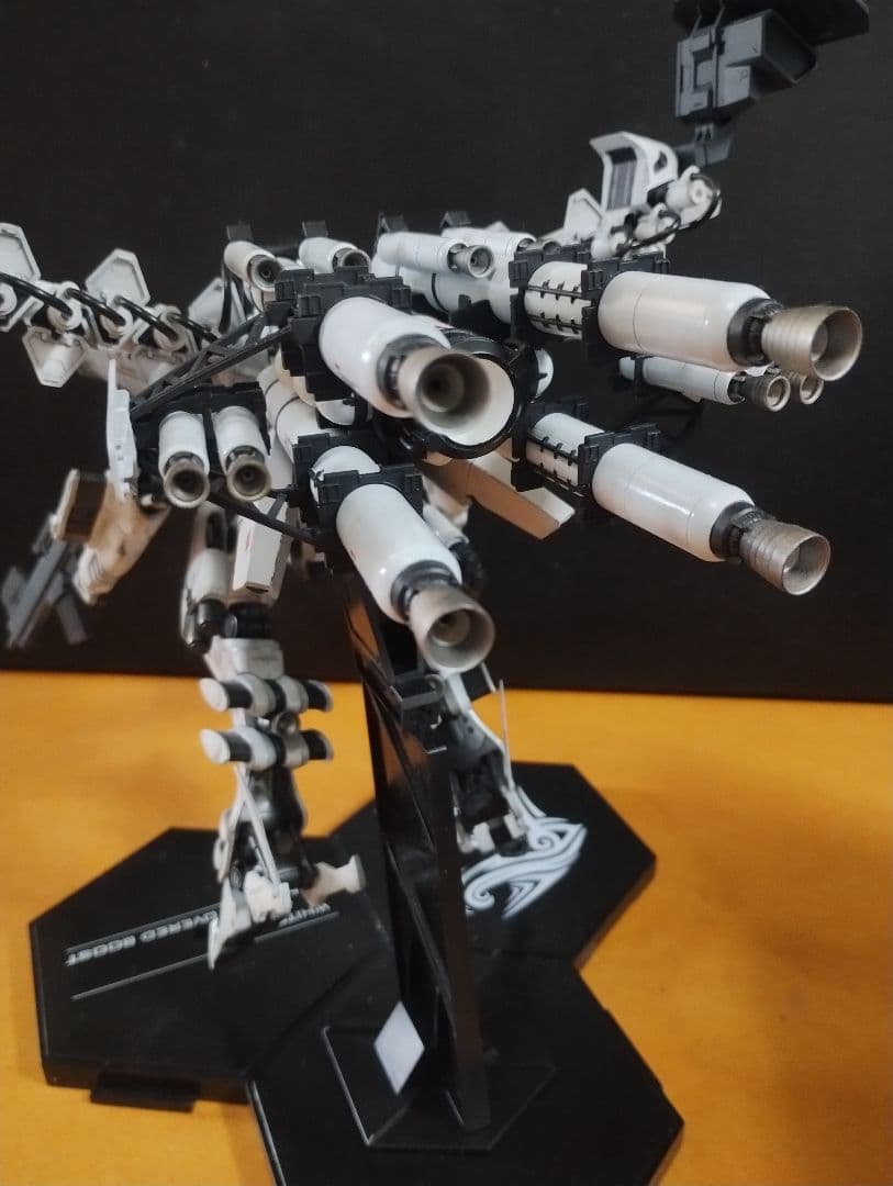 アーマードコア　ホワイト・グリント & V.O.B【全塗装完成品】