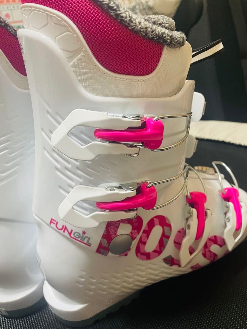 ROSSIGNOL ロシニョール スキー ブーツ 23センチ　ガールズ