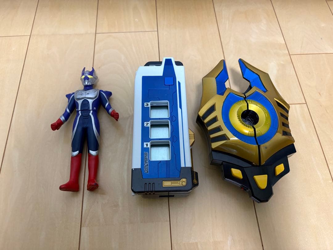 大怪獣バトルナイザー、大怪獣NEOバトルナイザー、レイモン