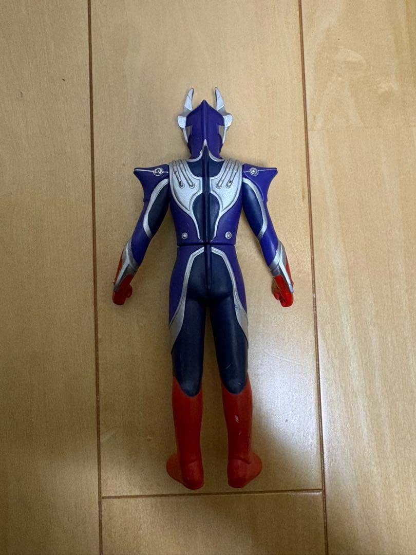 大怪獣バトルナイザー、大怪獣NEOバトルナイザー、レイモン