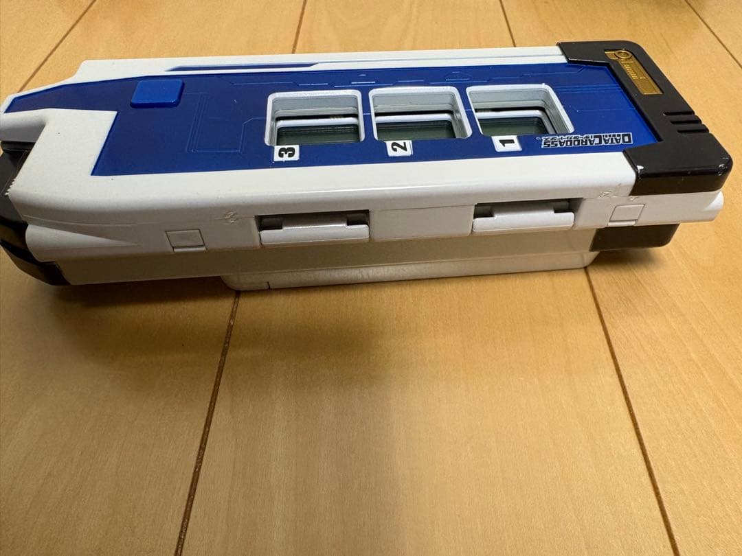 大怪獣バトルナイザー、大怪獣NEOバトルナイザー、レイモン