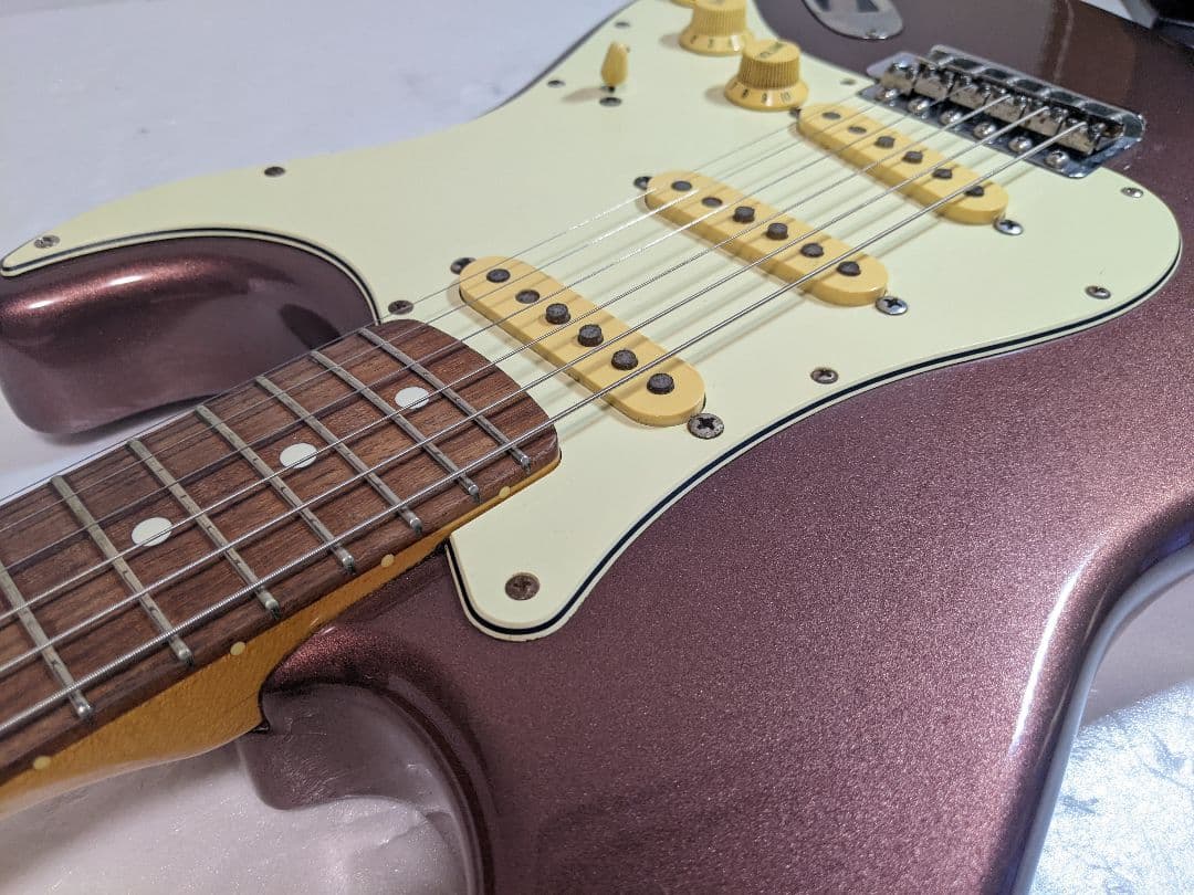 Fender Japan Burgundy Matching Head ストラト