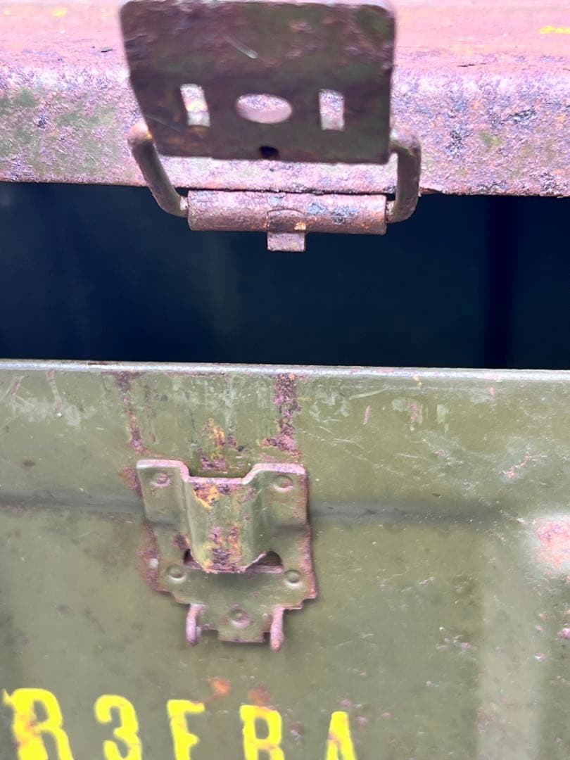 m*n様 【希少】米軍特大アモ缶1940年代R3FBA 弾薬箱 12 FUSES