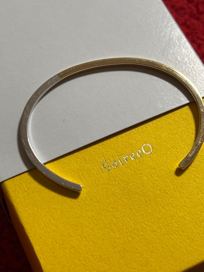 ソワレオー　soireeo K10 バングル　Nissy 西島隆弘　AAA