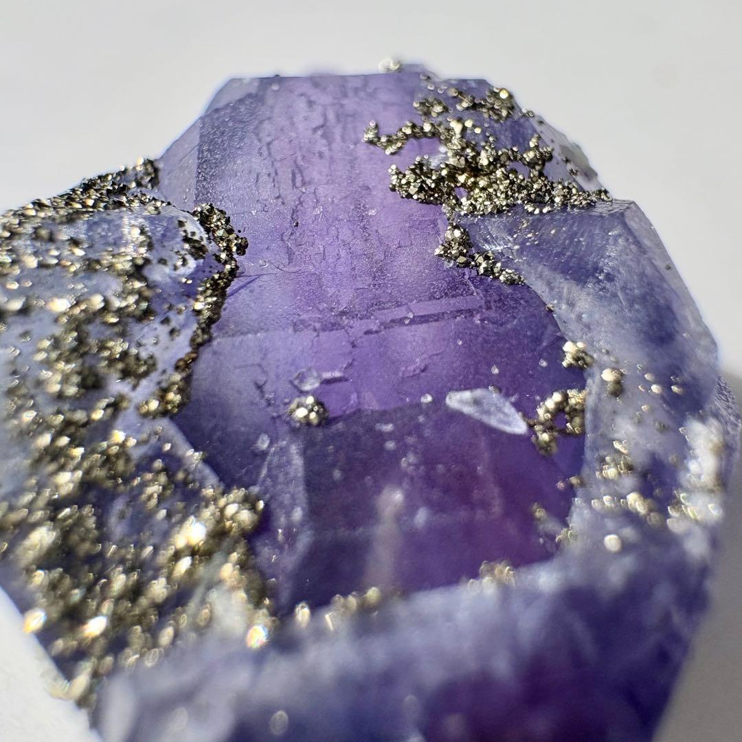 515 中国 内モンゴル産 レアタイプ フローライト&パイライト