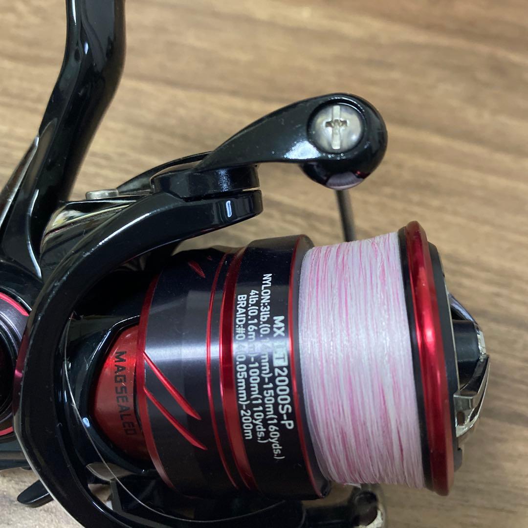 ダイワ　 MX2000SP スピニングリール 赤スプール