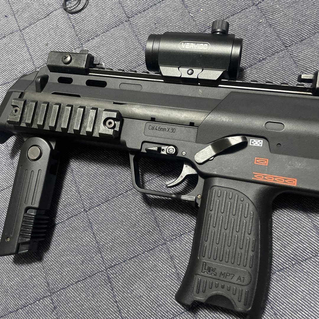 東京マルイ　MP7A1 電動ガン　バッテリーセット