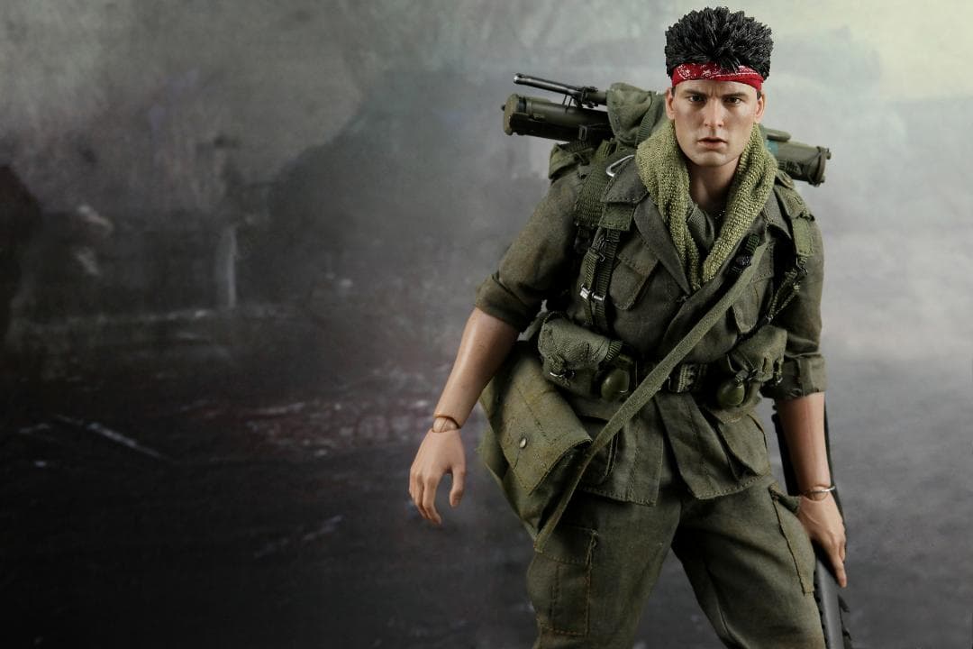 ホットトイズ　HOTTOYS　プラトーン