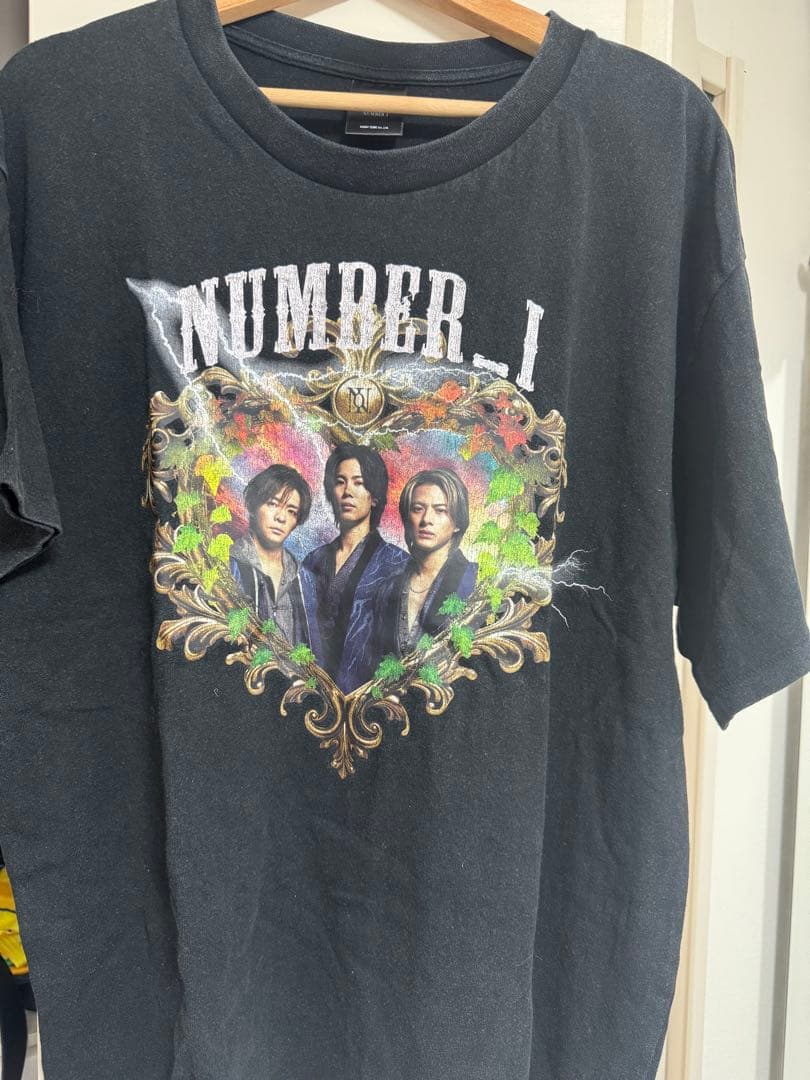 Number_i Tシャツ