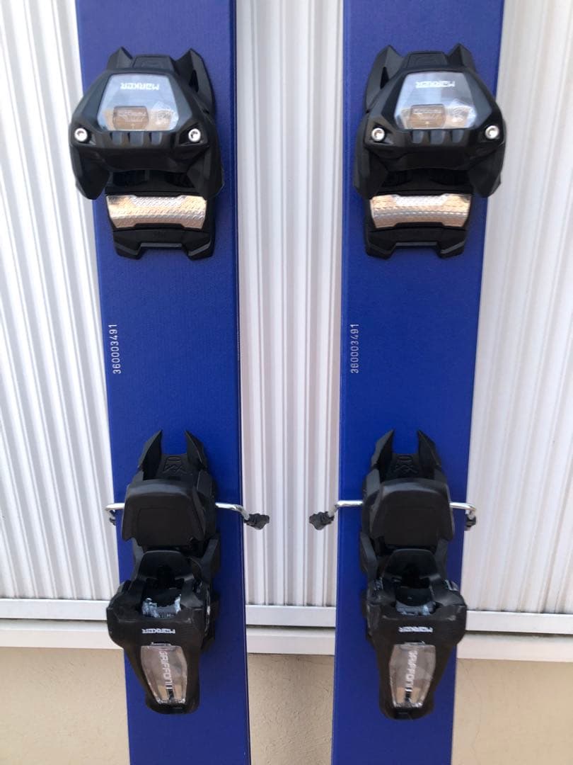 CANDIDE SKIS RESORT 101 キャンディッド　スキー