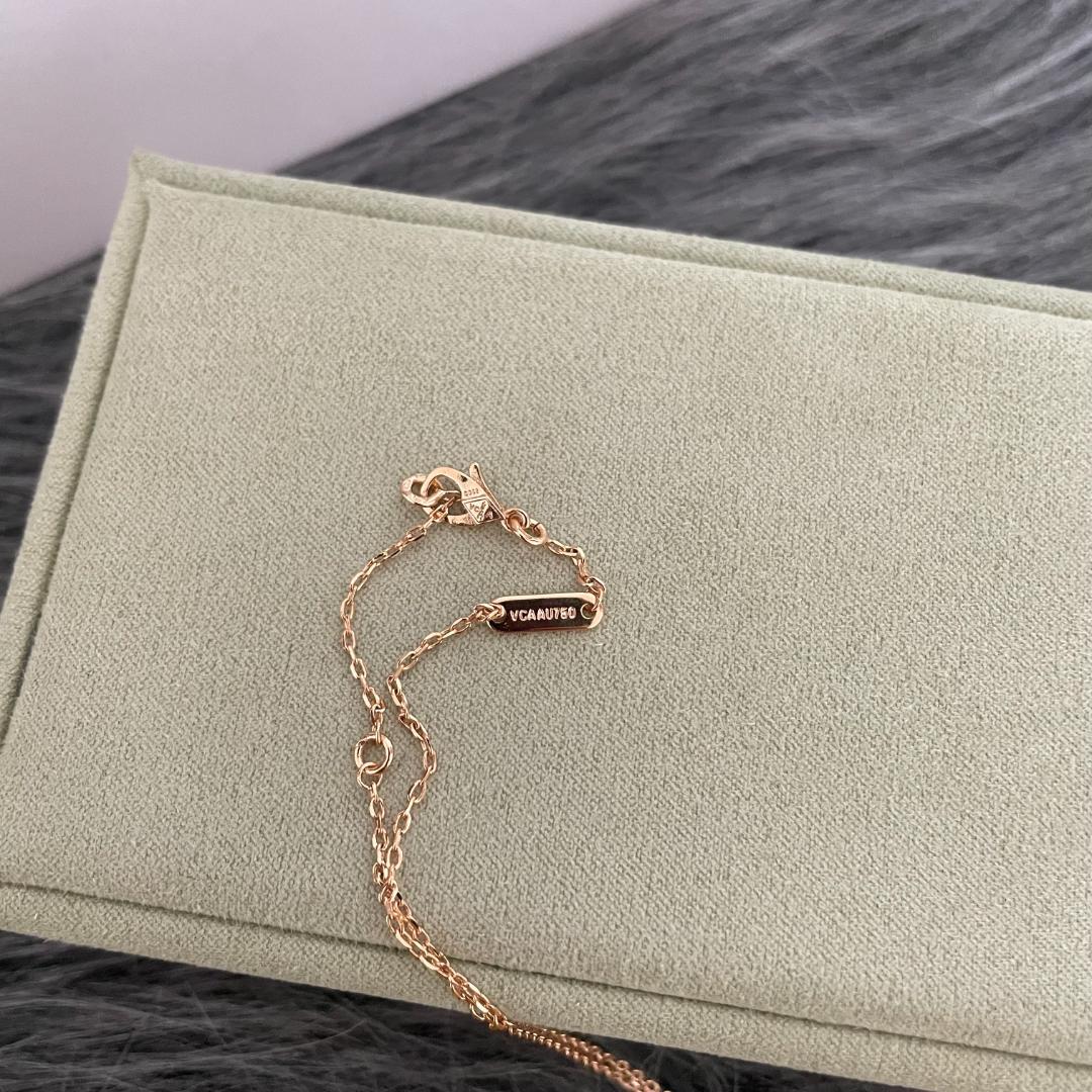 ヴィンテージ アルハンブラ ペンダントVCARA45800