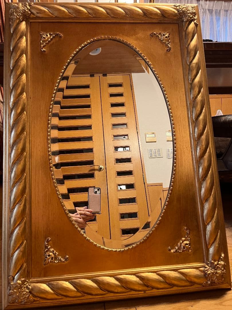 アンティーク　 ゴールド オーバルミラー　イタリア　六本木アピス購入