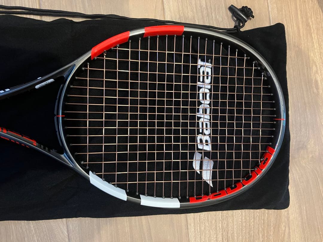 は*ケ様 Babolat ピュアストライクvs