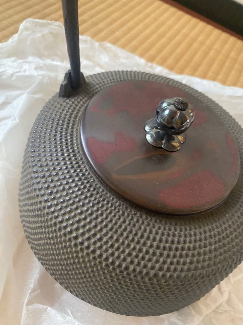 総アラレ　肩衝　鉄瓶