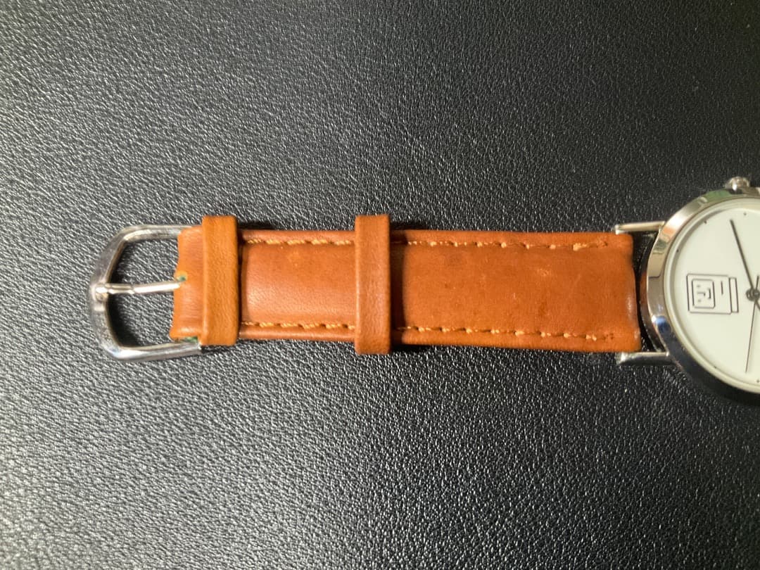 【非売品】Apple Macintosh レザーバンド時計