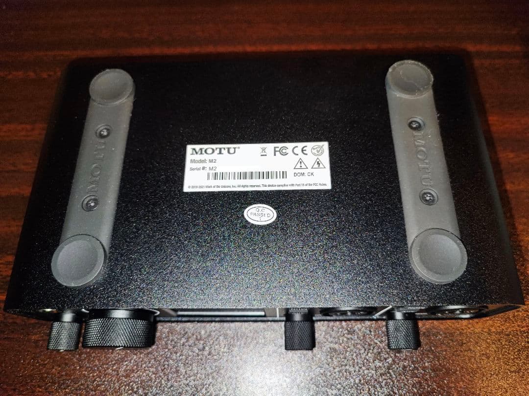 MOTU M2 オーディオインターフェース