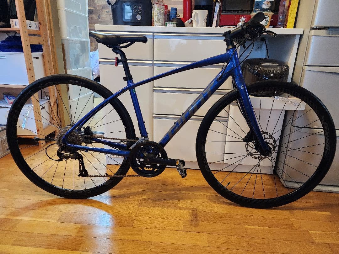 美品ジャイアント 油圧ディスクブレーキ札幌引き取り限定