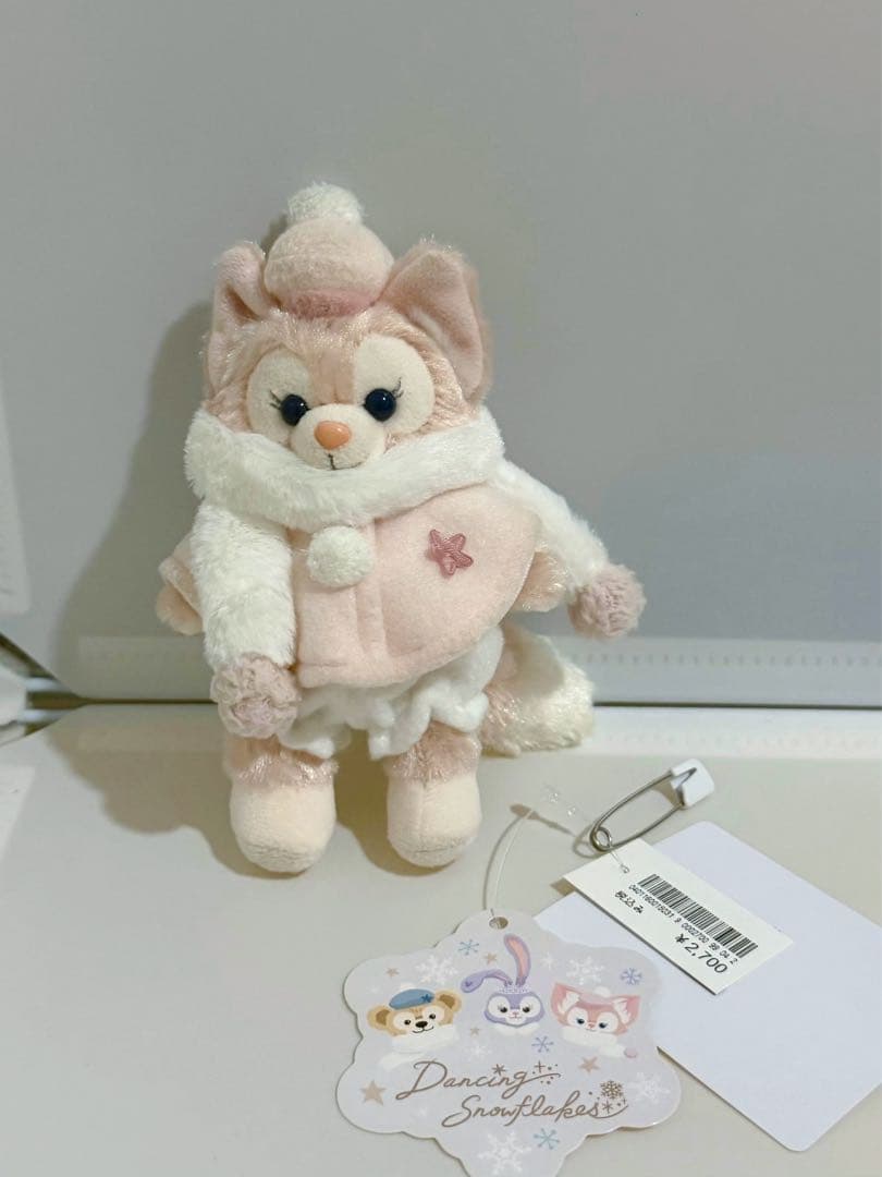 リーナベル　ぬいぐるみバッジ　ダンシングスノーフレークス