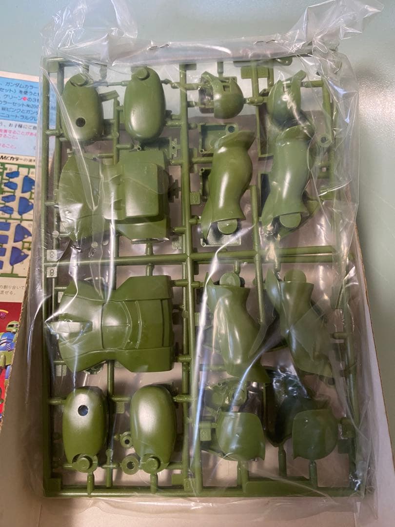 旧ザク　1/144 プラモデル バンザイマーク　未開封品