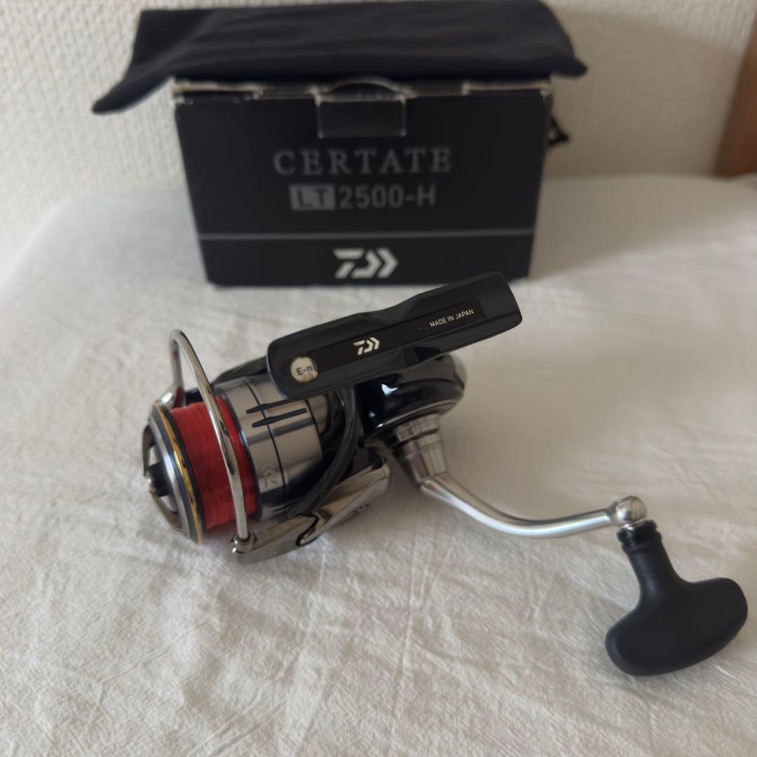 Daiwa 19CERTATE LT2500-H スピニングリール