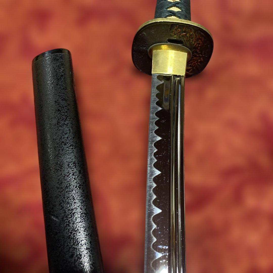 高級居合刀(下緒無し) 濃緑柄 海老彫丸四角鍔