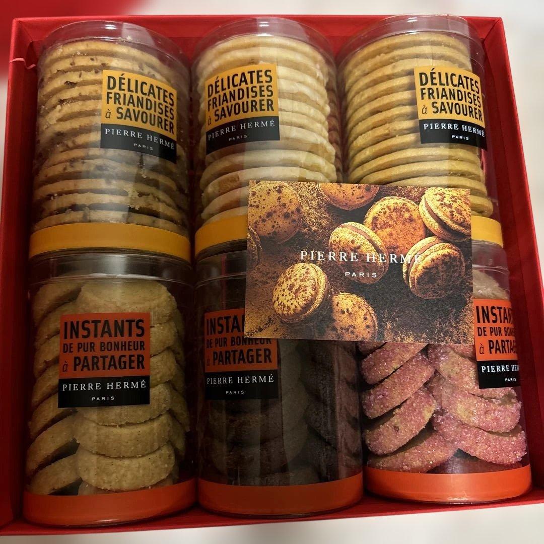 ケ*キ様 ピエール・エルメ・パリのサブレの詰め合わせです。
