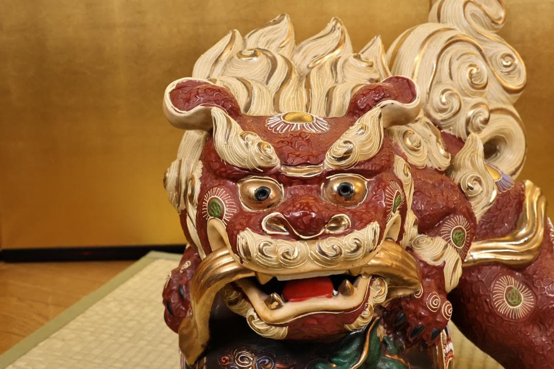 九谷焼　八幡釜　須栄義　獅子　龍玉　置物　床飾　縁起物　高さ35㎝　BK045