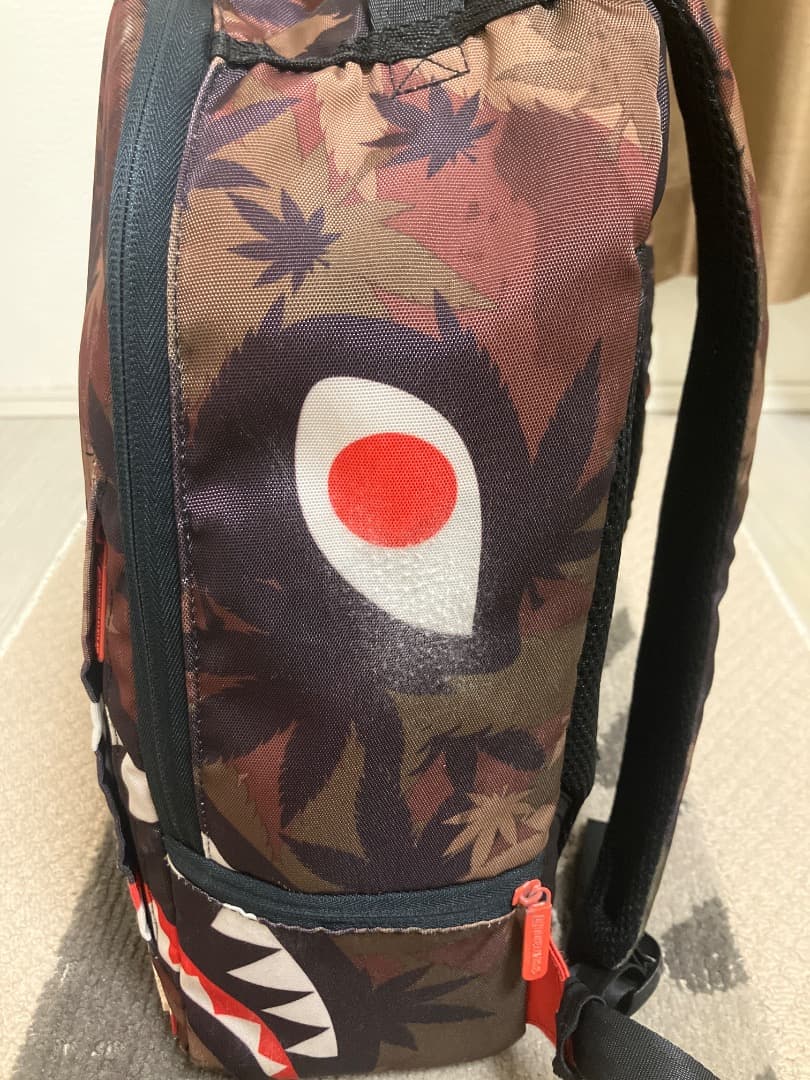 スケートボード sprayground