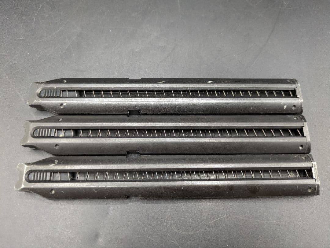 東京マルイ M93R 電動ガン バッテリー・マガジン3本付き