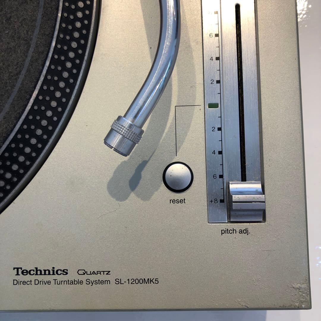 Technics ターンテーブル SL 1200MK3D 電源入りました