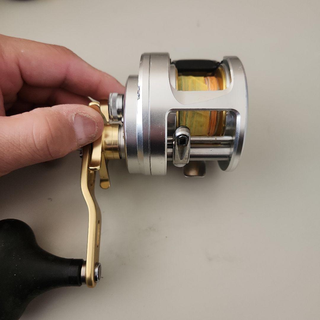 シマノ　カルカッタ800 F