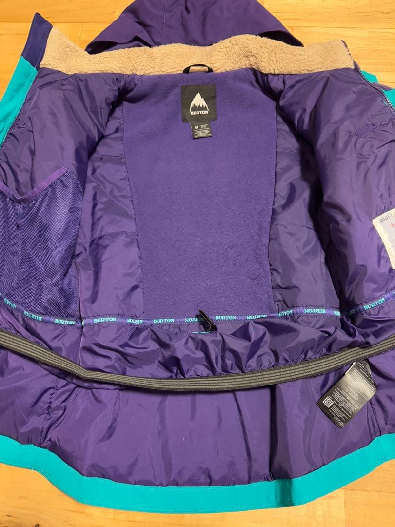 BURTON 子供用スノーボードウェア