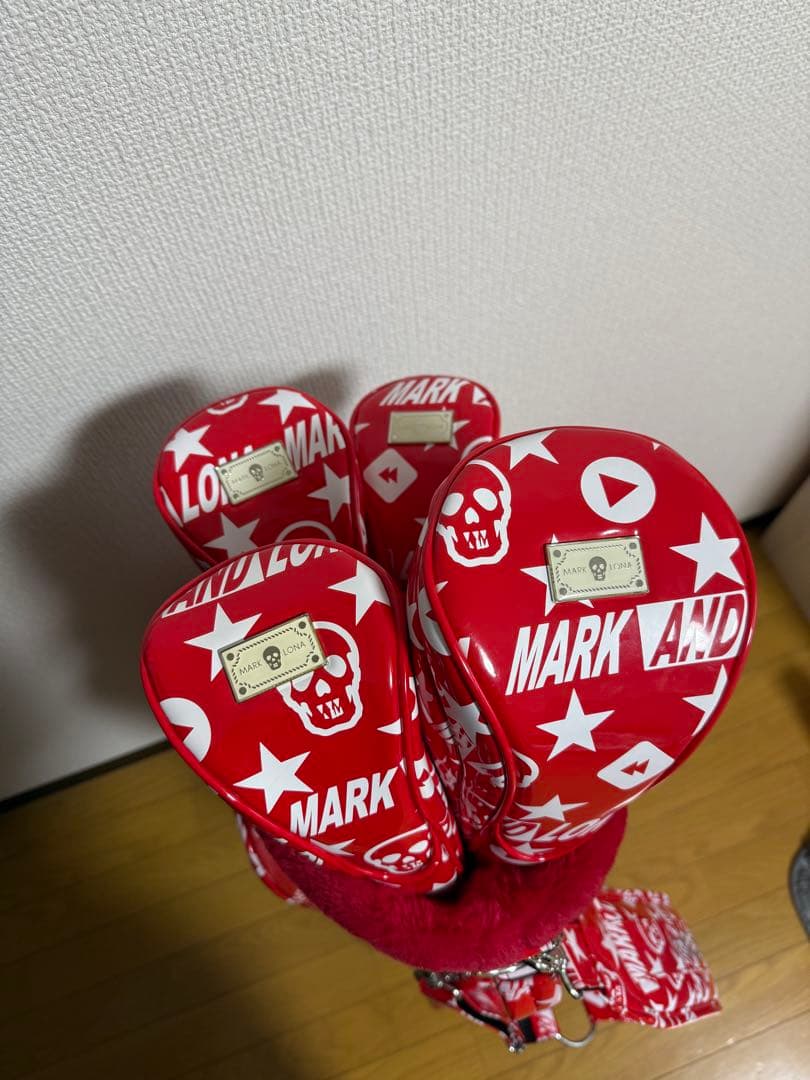 MARK&LONA 赤 スカルデザイン キャディバッグ ヘッドカバーセット