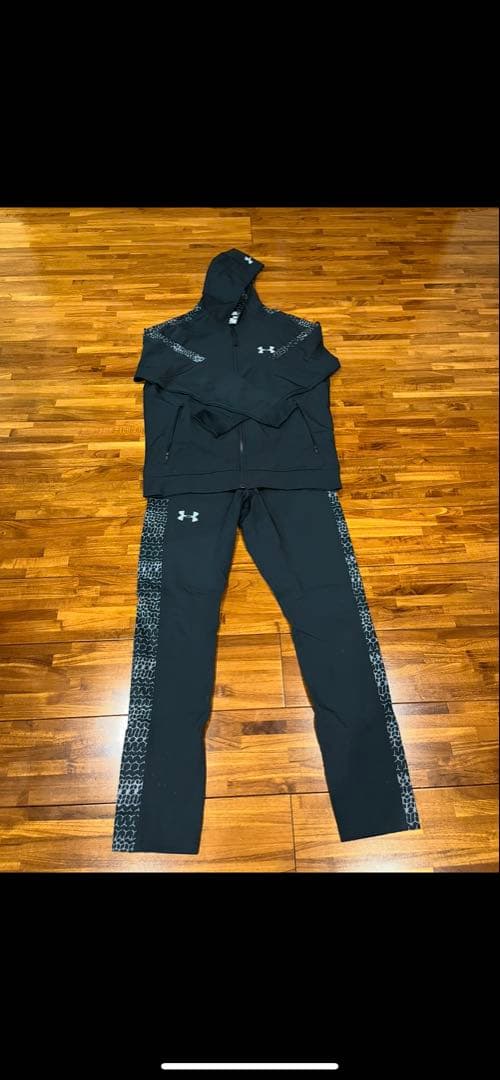 スポーツウエア （UNDER ARMOUR ）