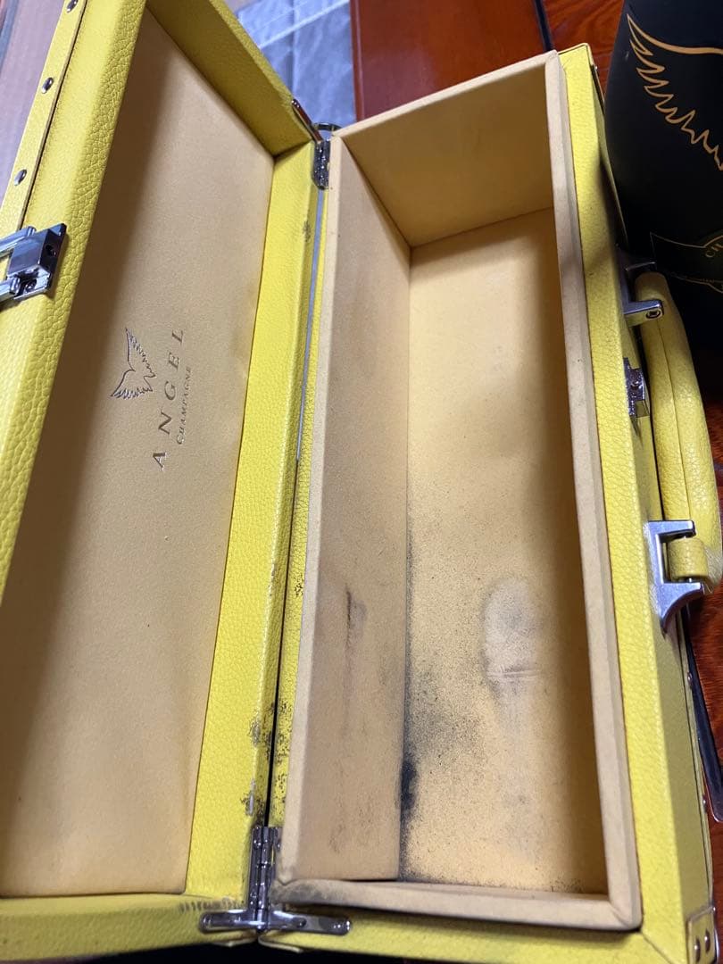 ANGEL HALO YELLOW シャンパン