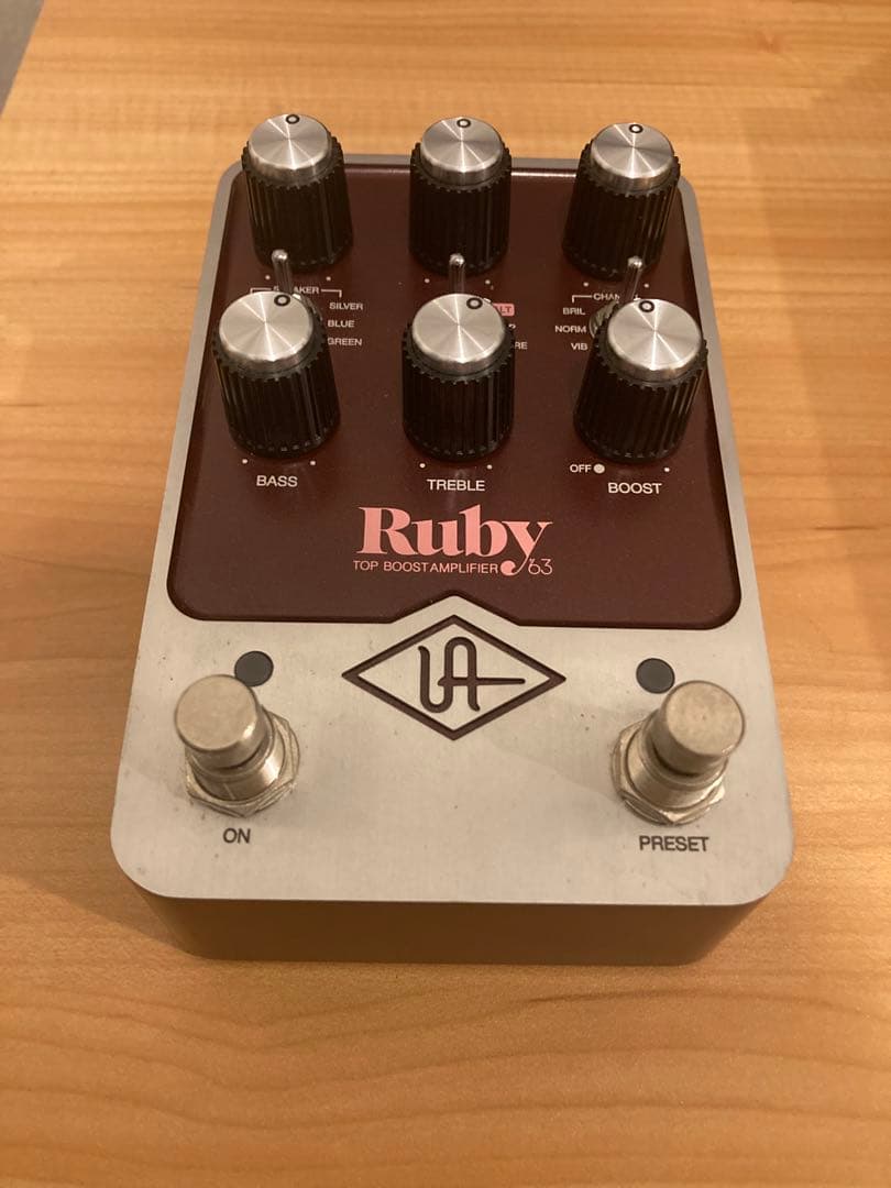 UAFX Ruby ギターエフェクター