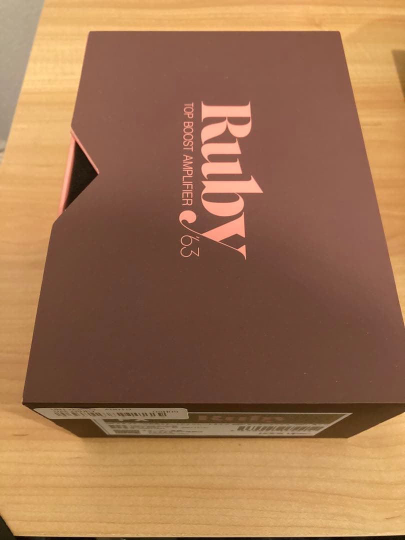 UAFX Ruby ギターエフェクター