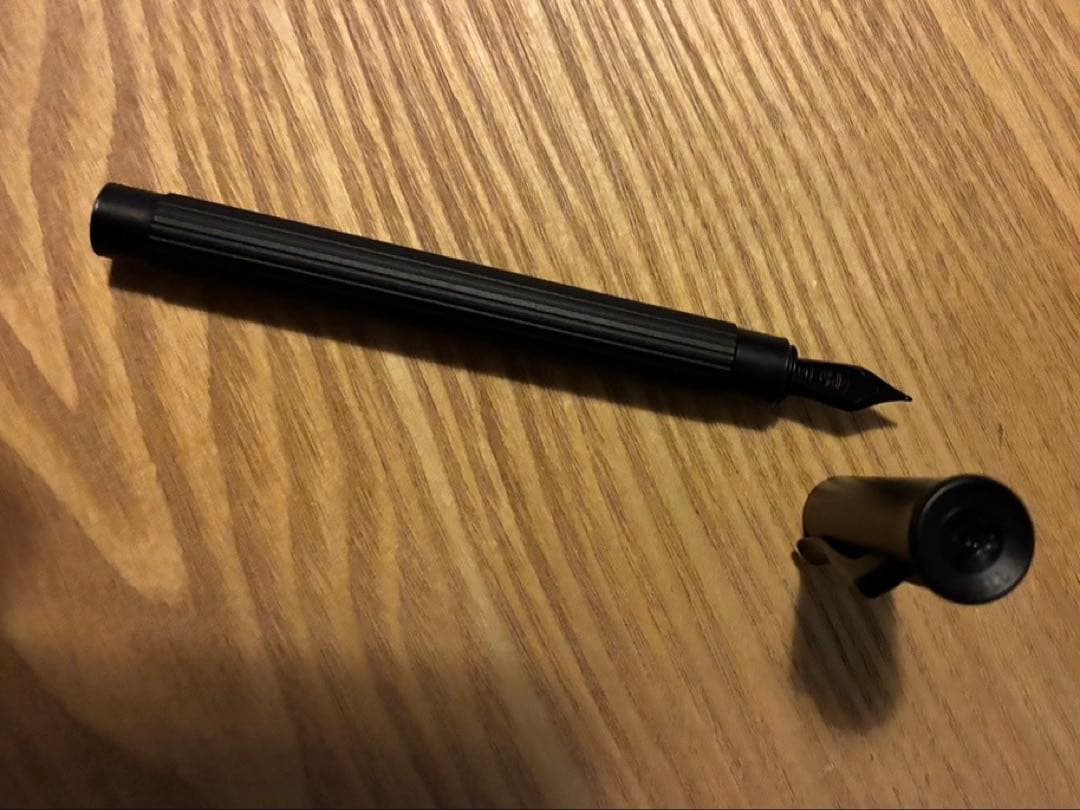 【年末特別価格】ファーバーカステル 万年筆 タミシオ ブラックエディション ＥＦ