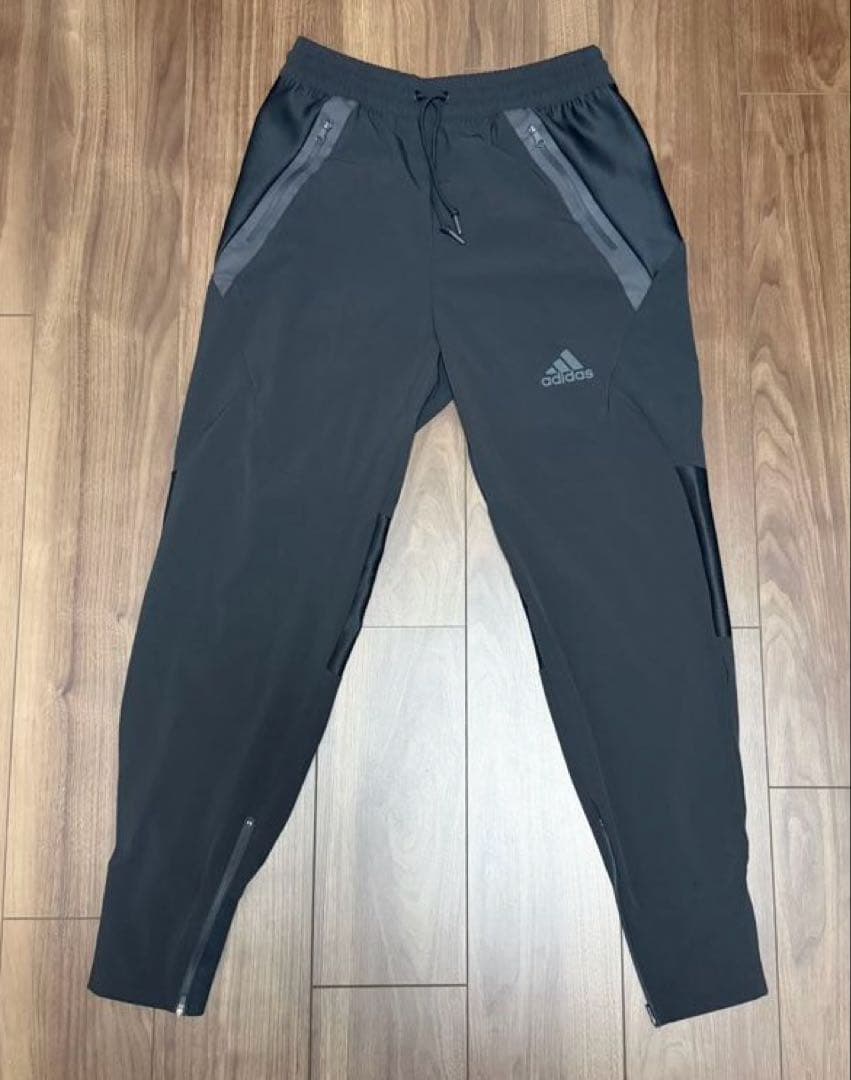 adidas ウィンドブレーカー　上下　ウーブン