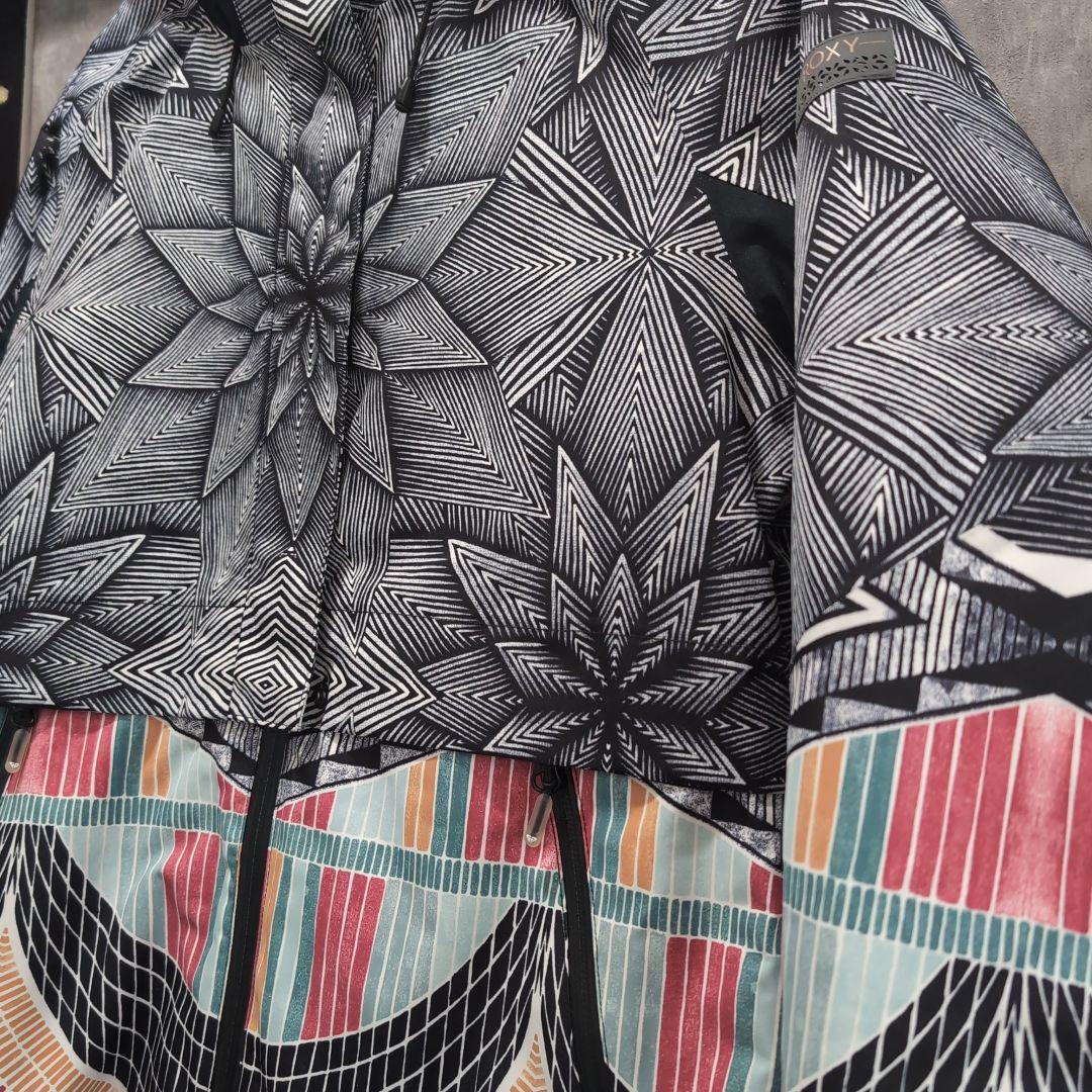 お値下げ！新品同様　ROXY スノーボードウェア（女性用）