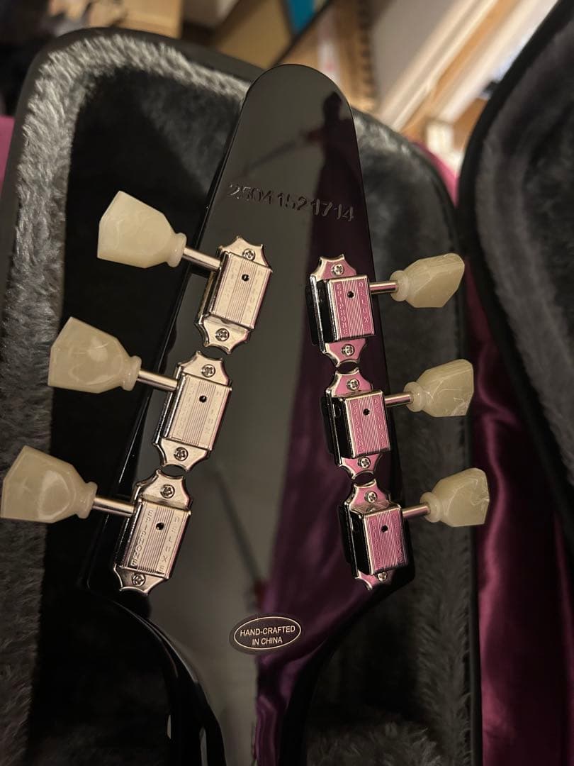 EPIPHONE Flying V58 Ebony純正ハードケース＋ギグバッグ