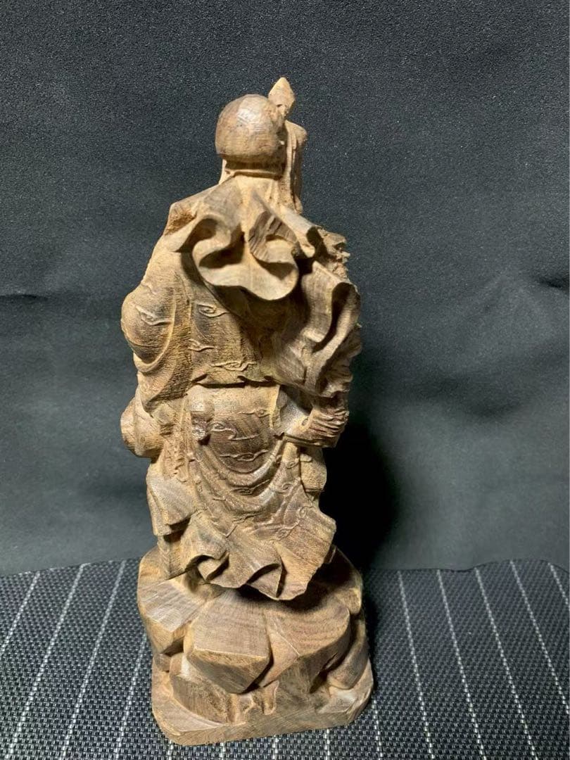 沈香木製立像 伝統的彫刻 約30cm