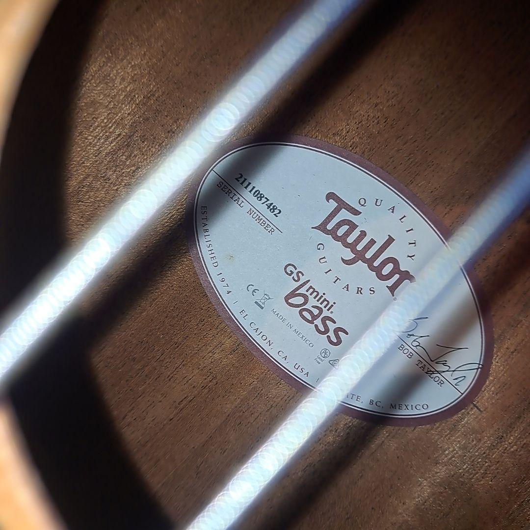 TAYLOR mini GS 4弦 アコースティック ベース ケース付き