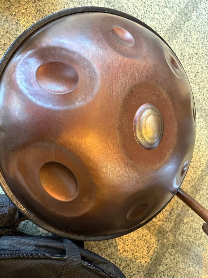 ブラックアンブレラハンドパン８音