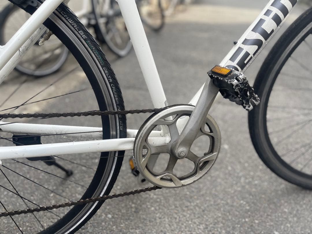 DESTINO クロスバイク ホワイト 700C オートライト