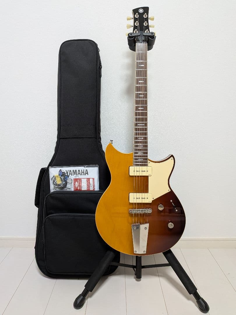 ギター YAMAHA REVSTAR RSS02T (Sunset Burst)