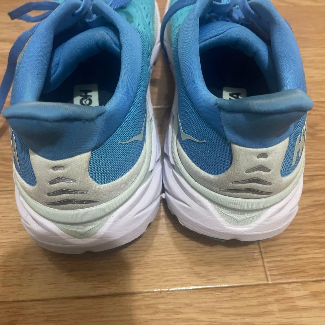 HOKA ランニングシューズ ブルー