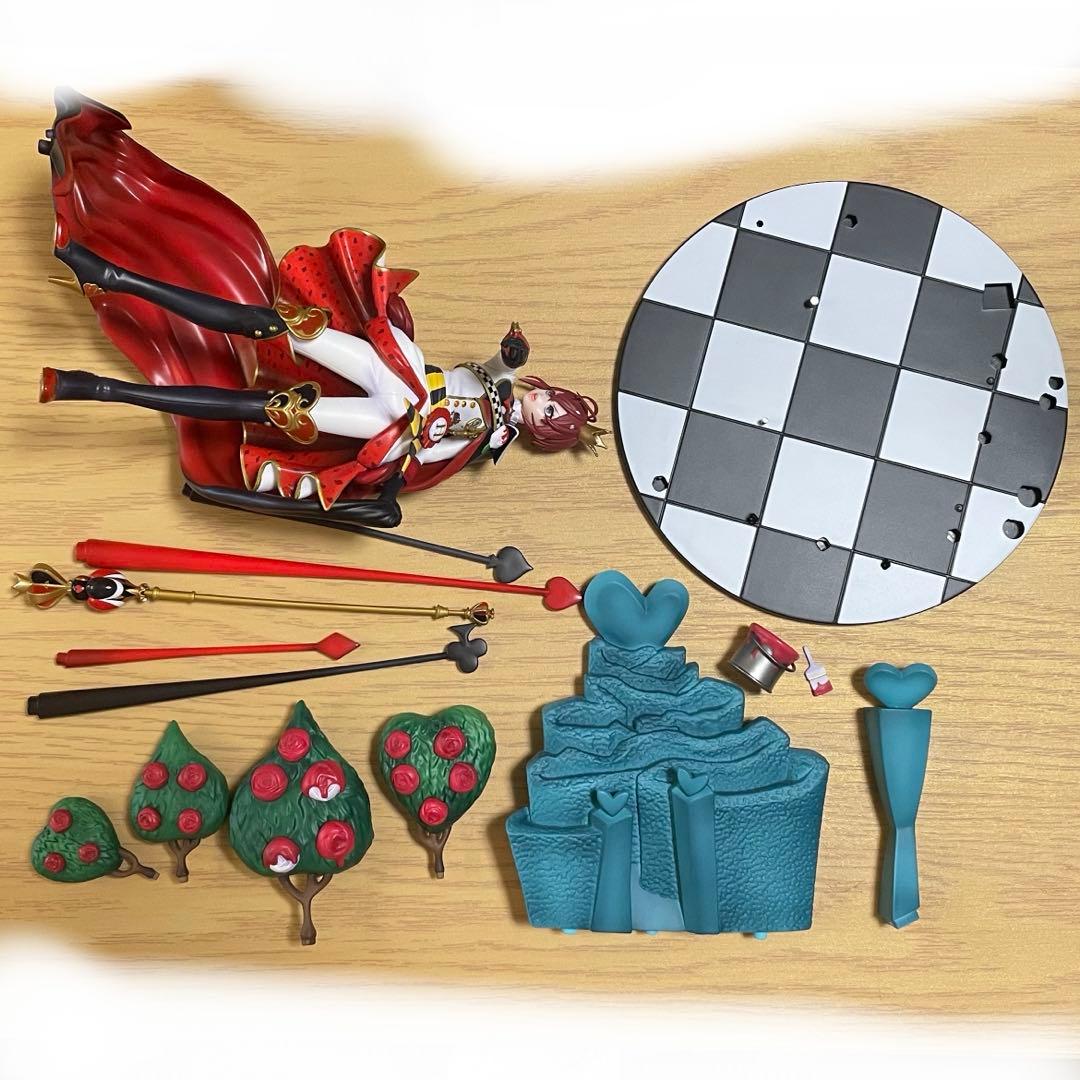 ツイステッドワンダーランド リドル・ローズハート 1/8スケールフィギュア